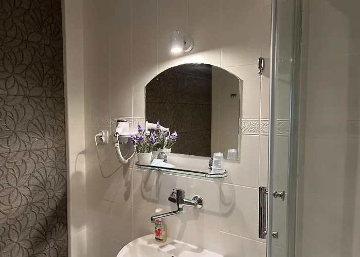 Han/Misafirhane Grodzki